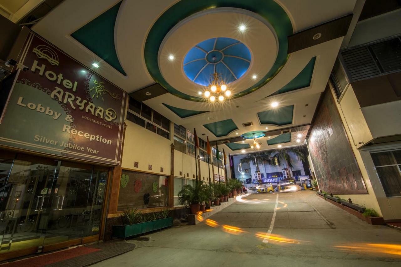 ホテル アルヤース Palayankottai エクステリア 写真